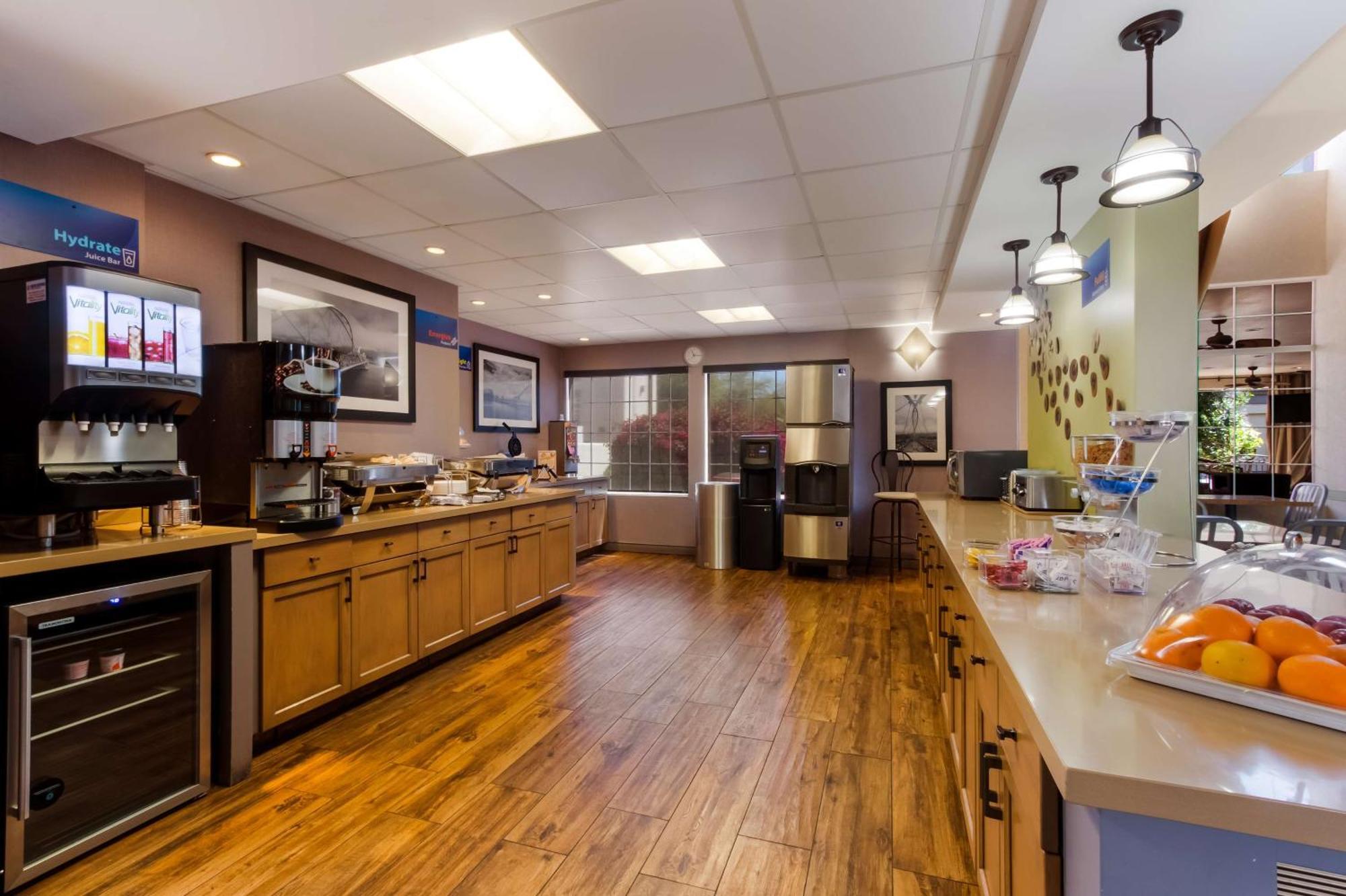 Surestay Plus Hotel By Best Western Tempe University 외부 사진